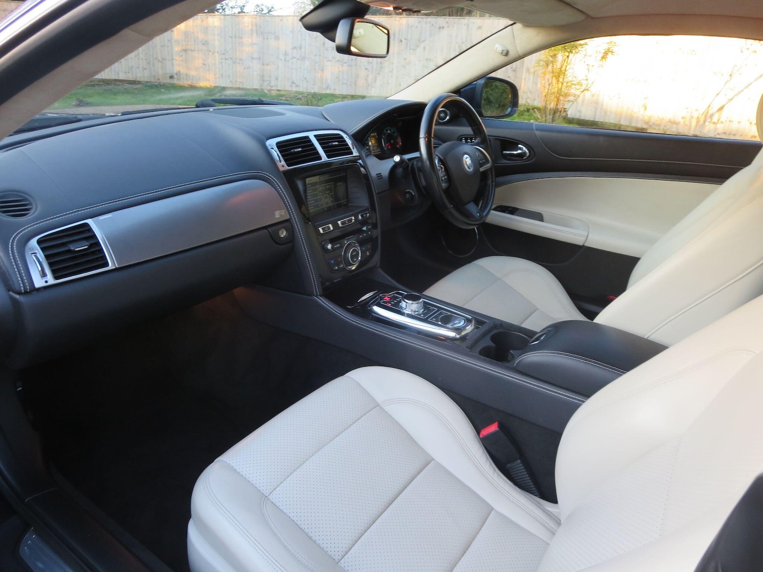 Used Jaguar XK 2014 for sale - 77646774: Photo 27