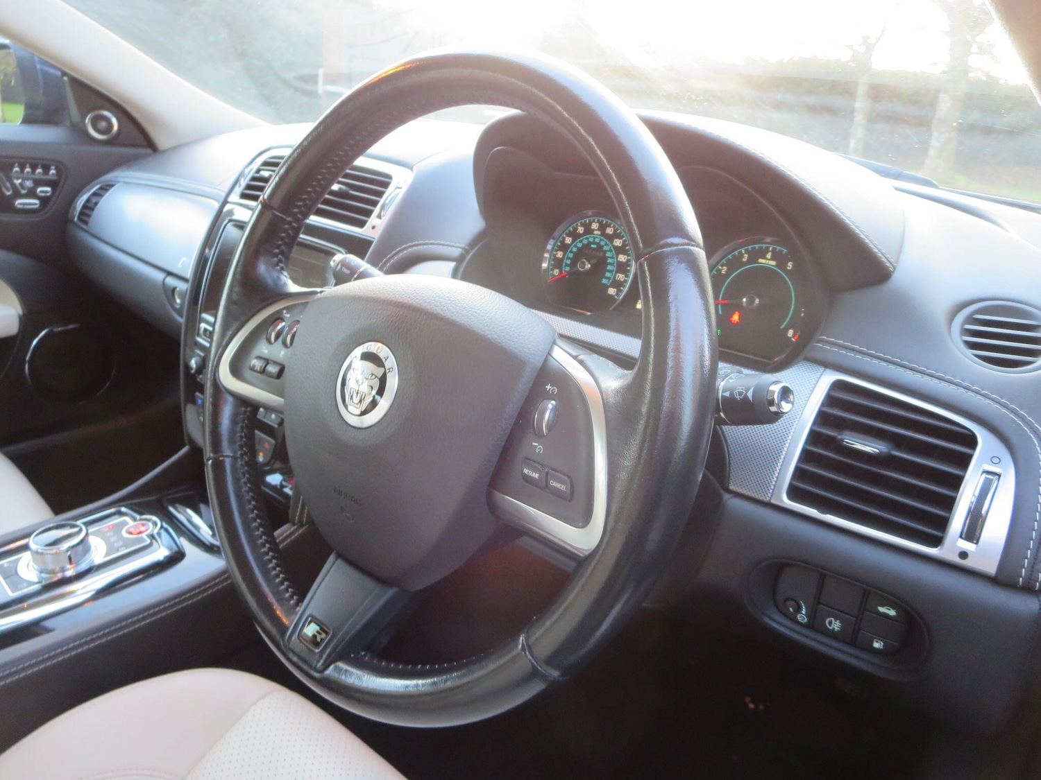 Used Jaguar XK 2014 for sale - 77646774: Photo 29