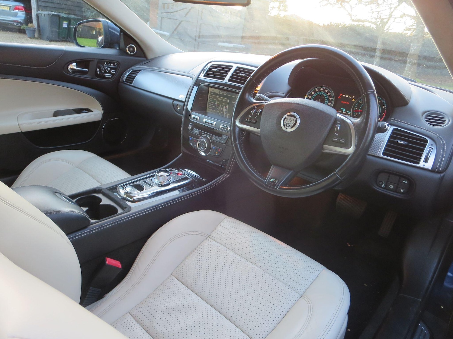 Used Jaguar XK 2014 for sale - 77646774: Photo 30