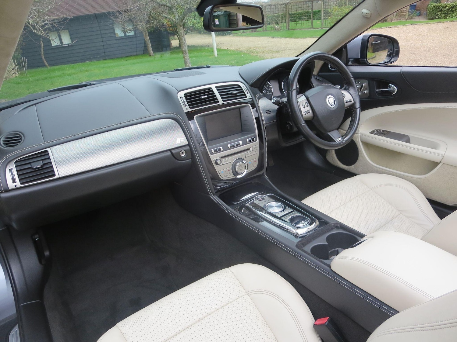 Used Jaguar XK 2010 for sale - 77682892: Photo 18