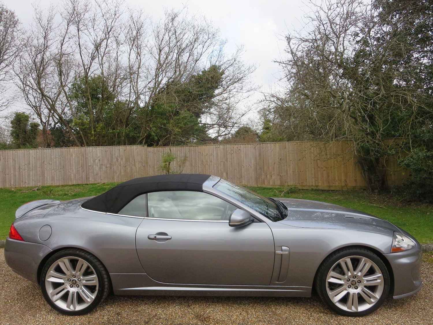 Used Jaguar XK 2010 for sale - 77682892: Photo 3