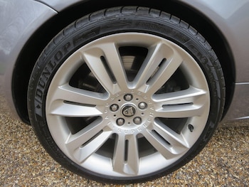 Used Jaguar XK 2010 for sale - 77684405: Photo