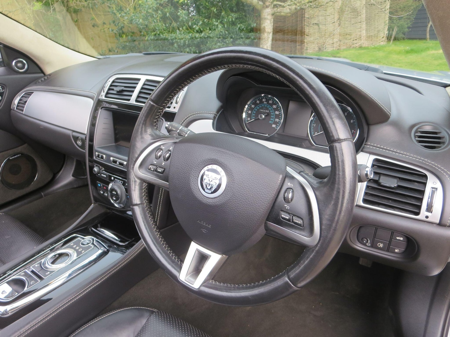 Used Jaguar XK 2012 for sale - 78006299: Photo 13