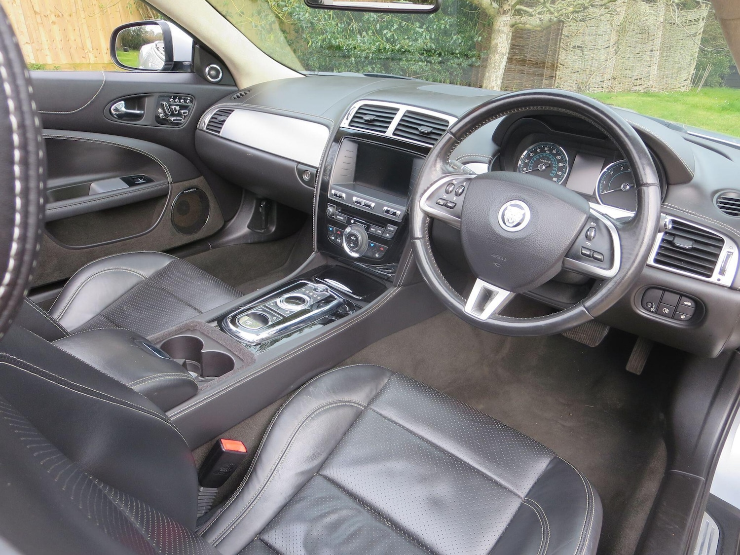 Used Jaguar XK 2012 for sale - 78006299: Photo 14