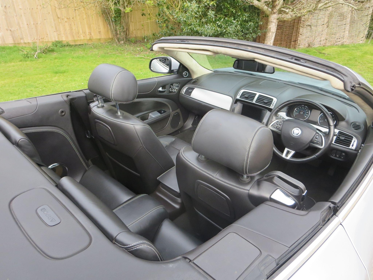 Used Jaguar XK 2012 for sale - 78006299: Photo 15