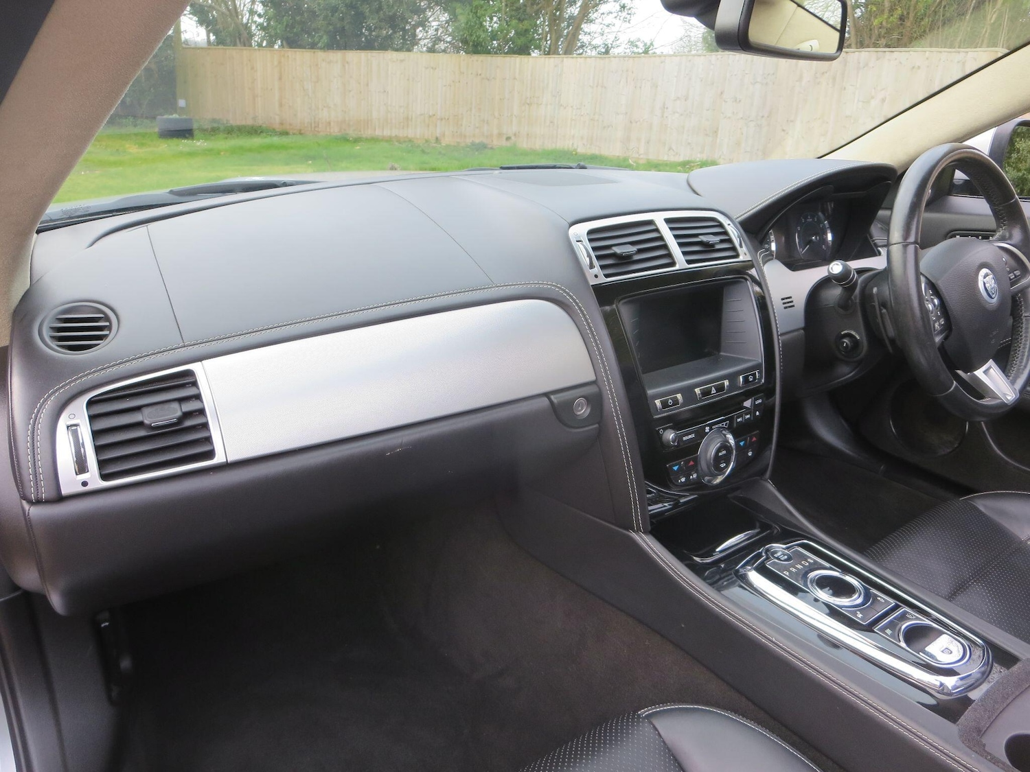 Used Jaguar XK 2012 for sale - 78006299: Photo 28