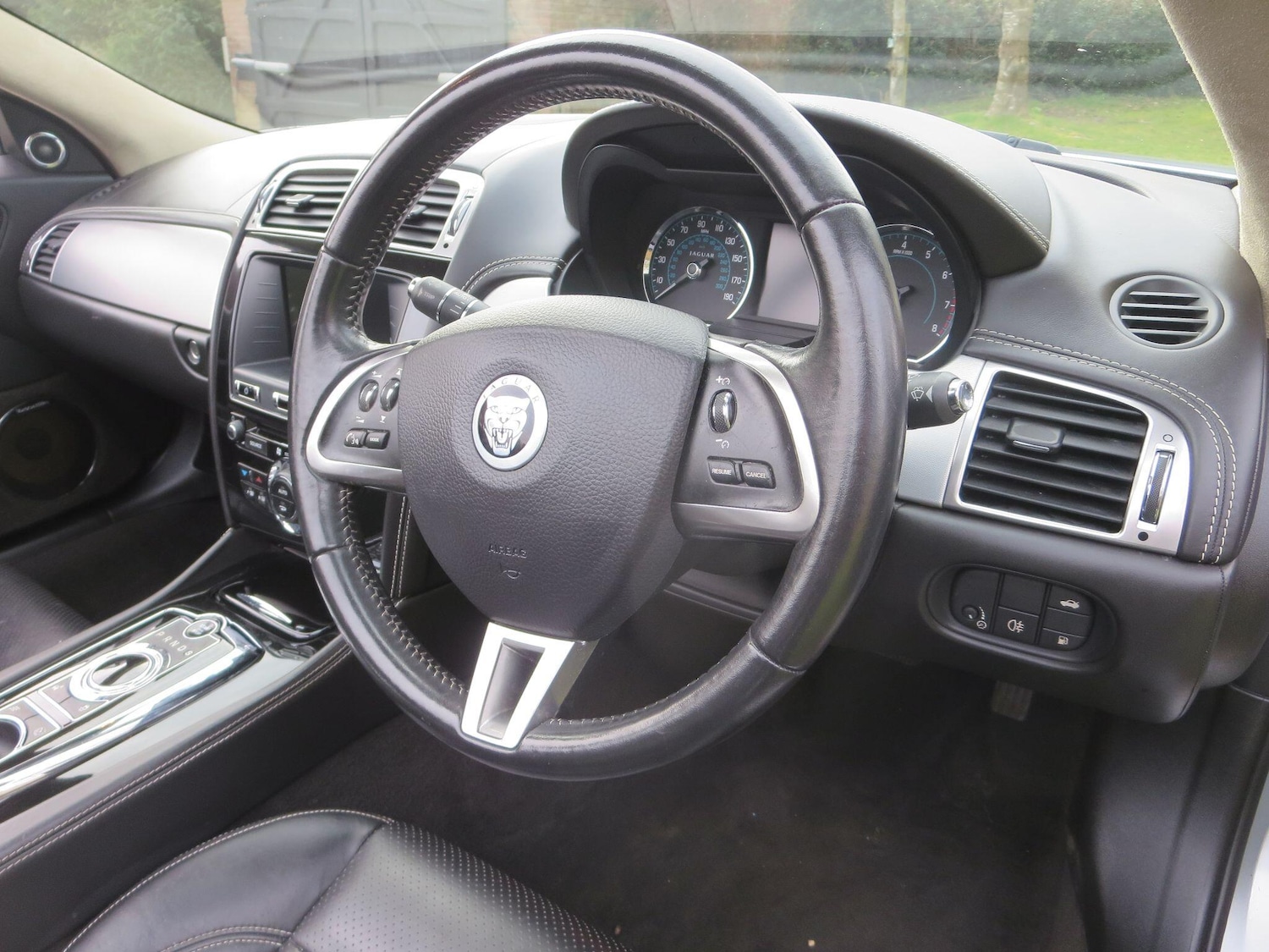 Used Jaguar XK 2012 for sale - 78006299: Photo 34