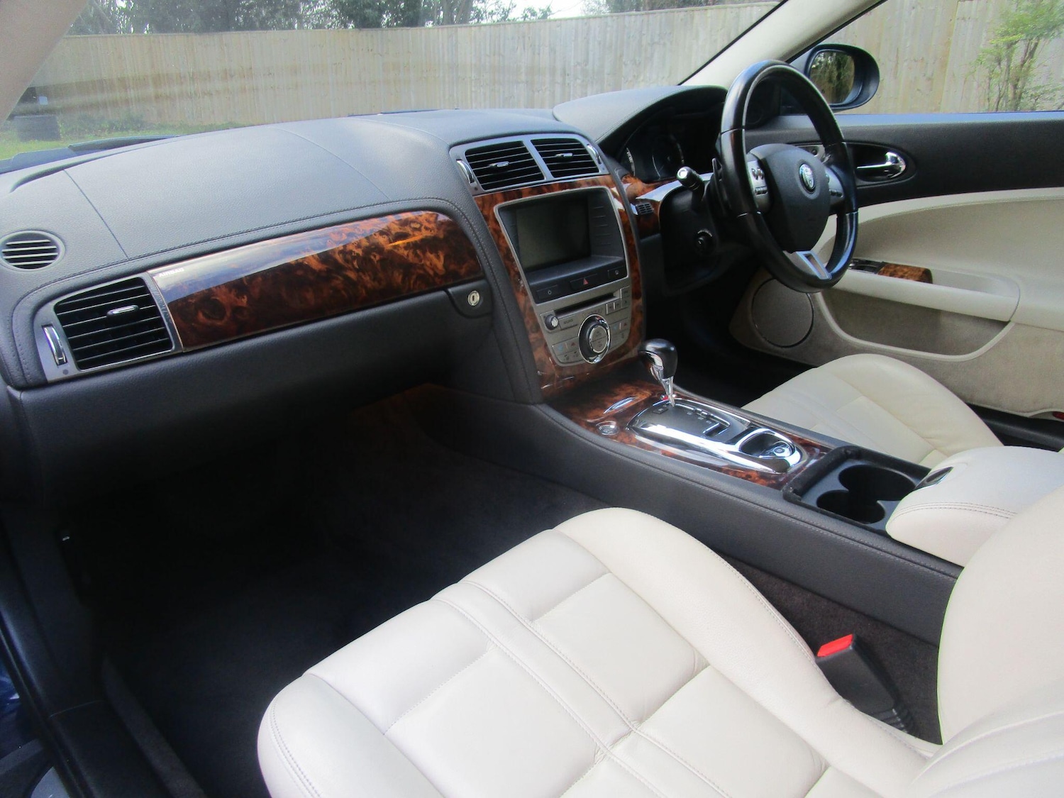 Used Jaguar XK 2008 for sale - 77156375: Photo 25