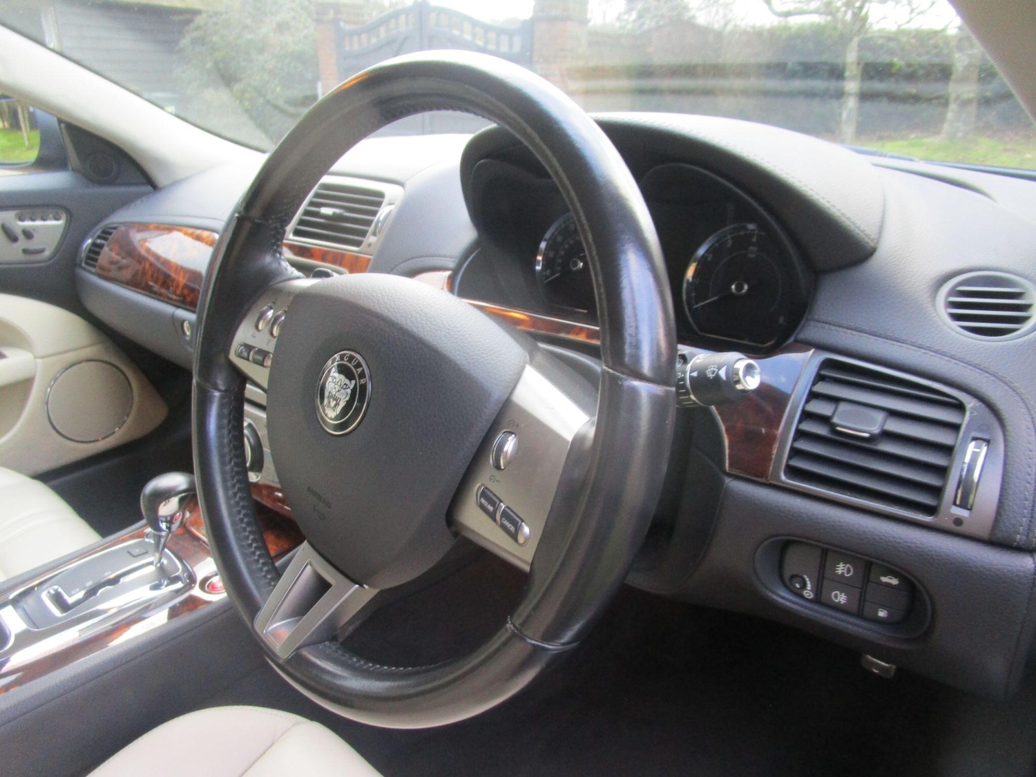 Used Jaguar XK 2008 for sale - 77156375: Photo 27