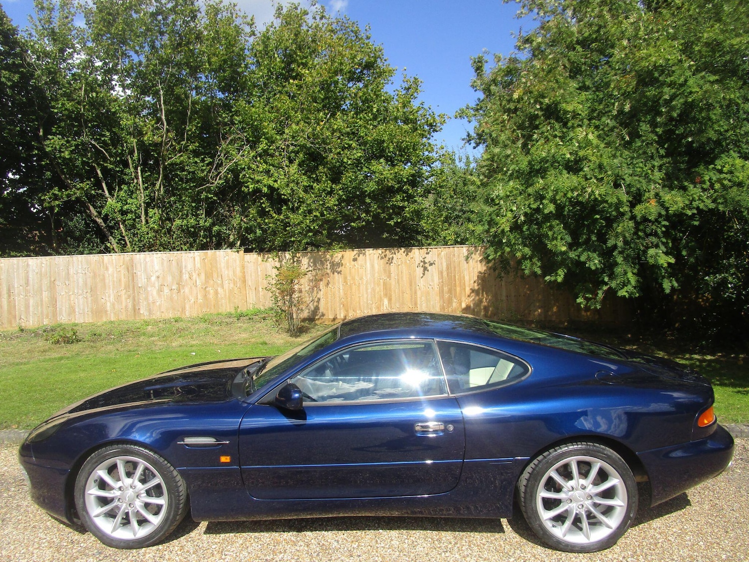 Used Aston Martin DB7 2001 for sale - 76043001: Photo 17