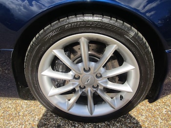 Used Aston Martin DB7 2001 for sale - 76043001: Photo