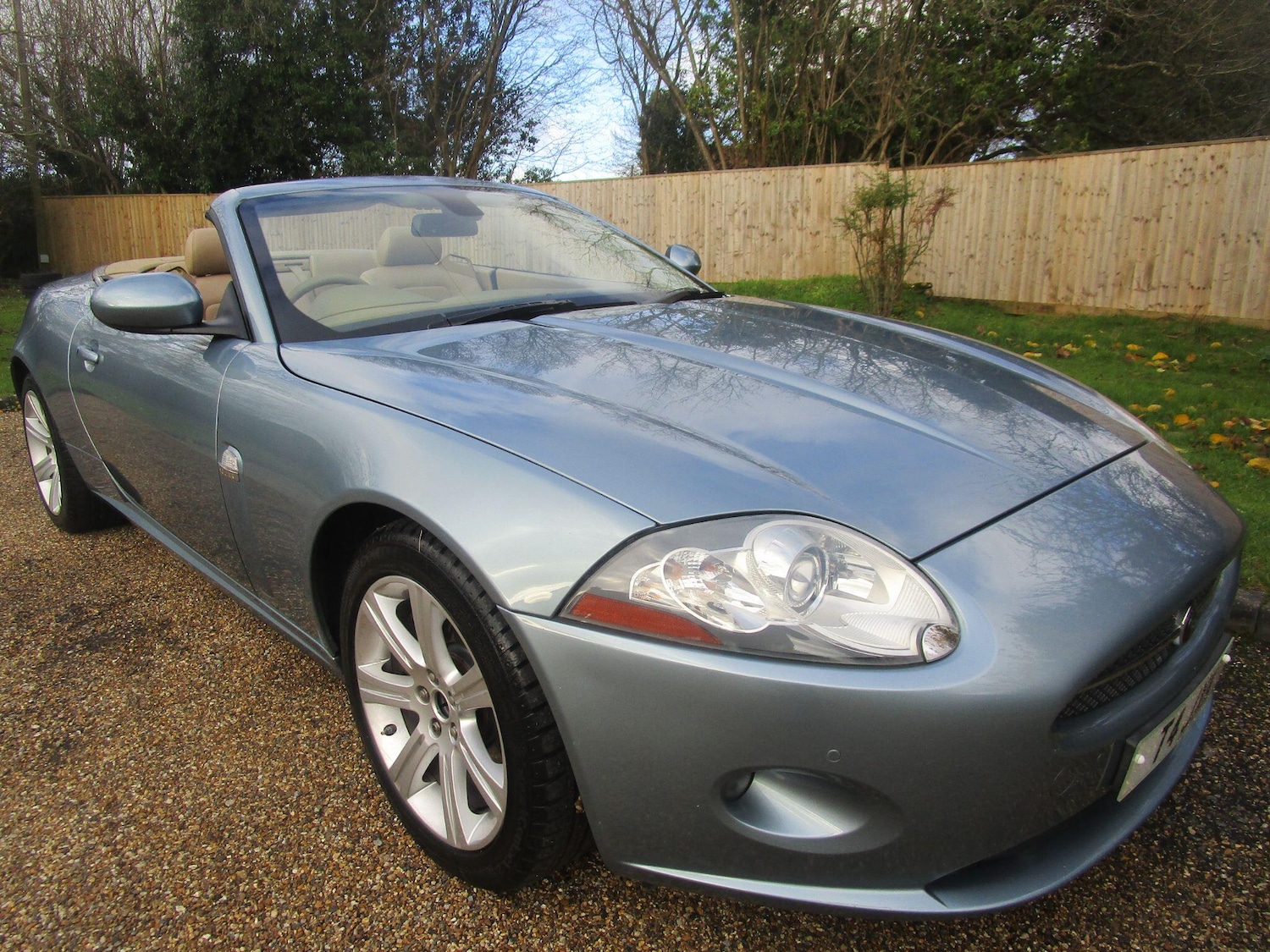 Used Jaguar XK 2006 for sale - 77156063: Photo 2