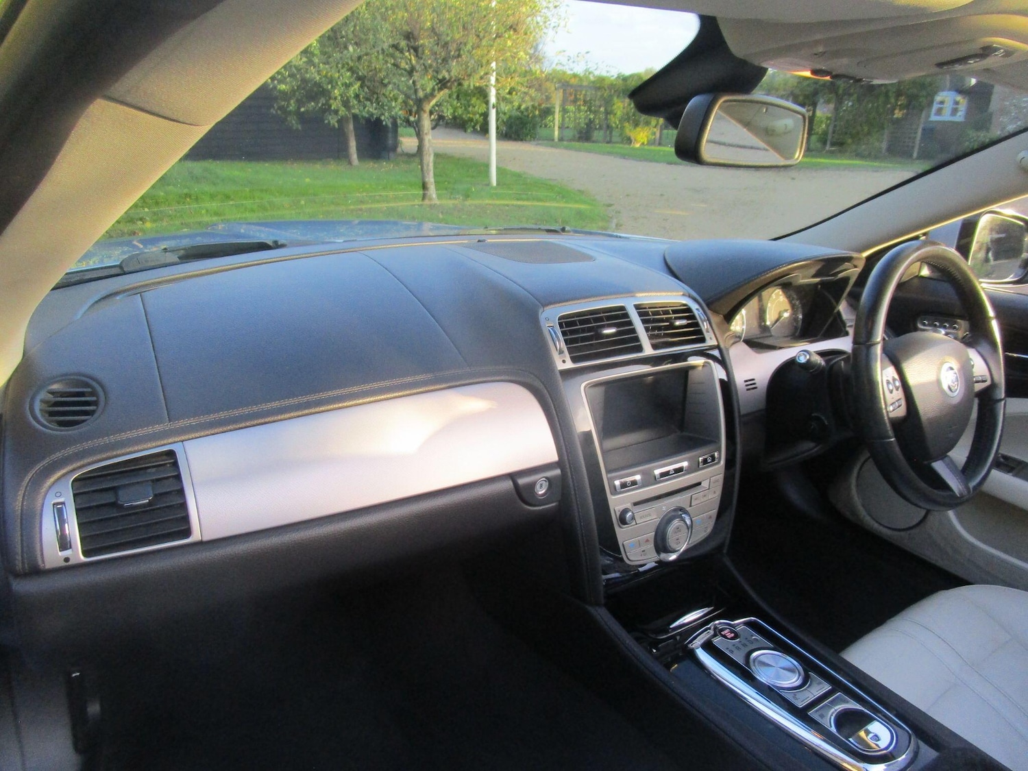 Used Jaguar XK 2009 for sale - 76522317: Photo 18