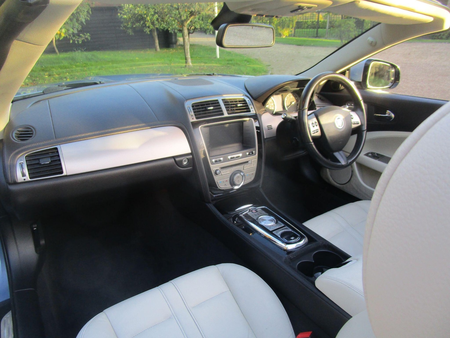 Used Jaguar XK 2009 for sale - 76522317: Photo 19