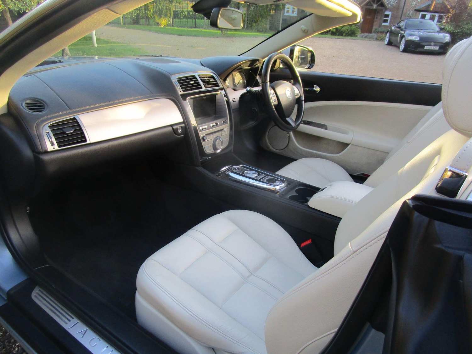 Used Jaguar XK 2009 for sale - 76522317: Photo 20