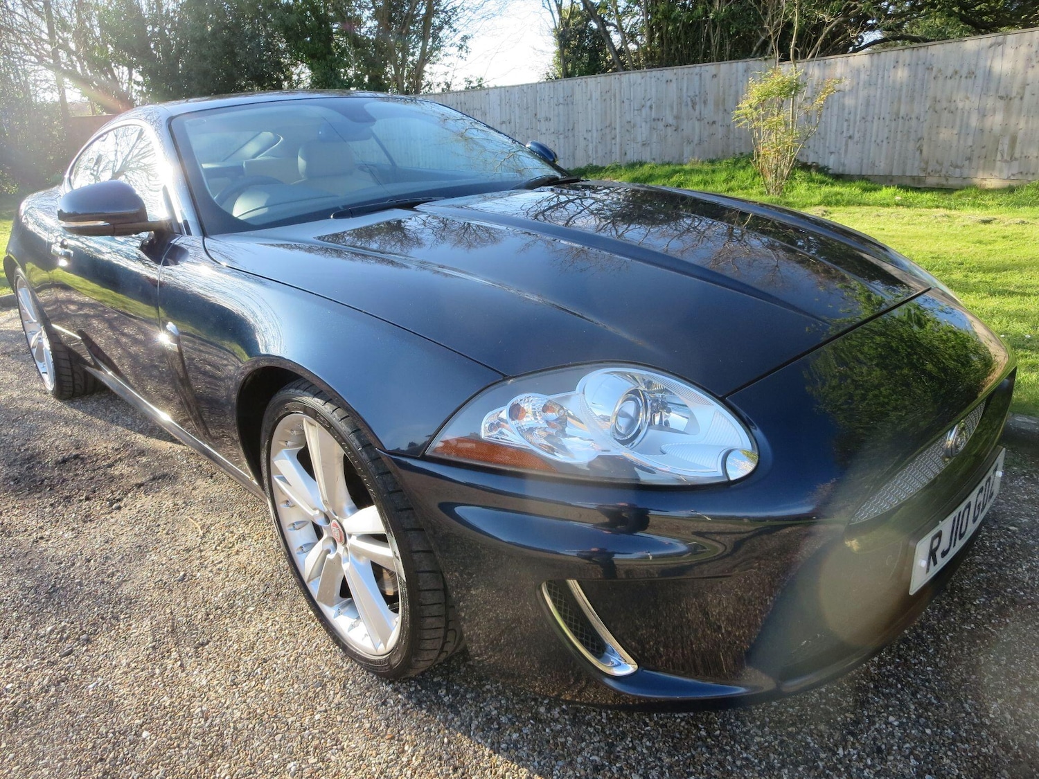 Used Jaguar XK 2010 for sale - 78170814: Photo 2