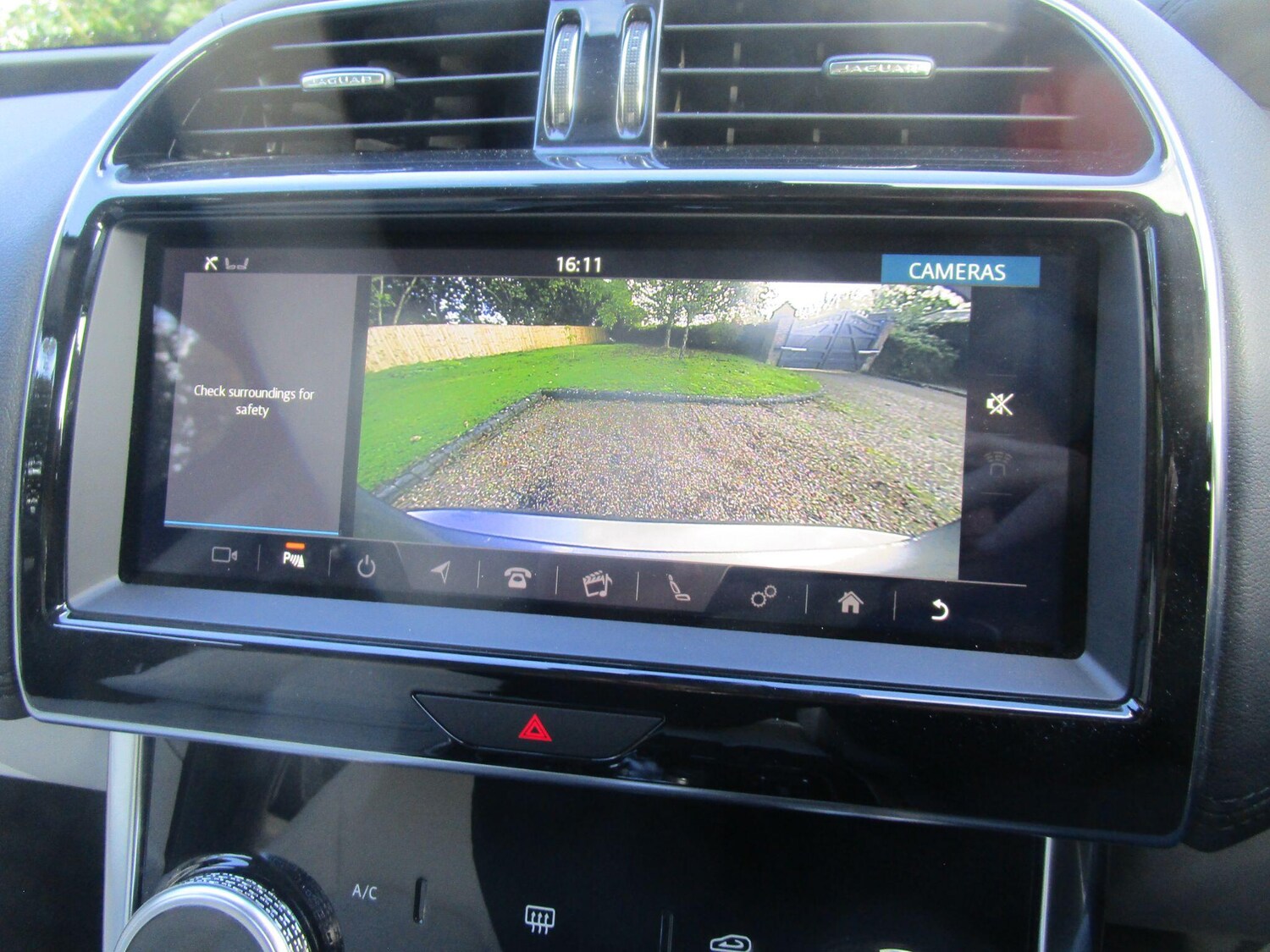 Used Jaguar XK 2010 for sale - 78170814: Photo 20