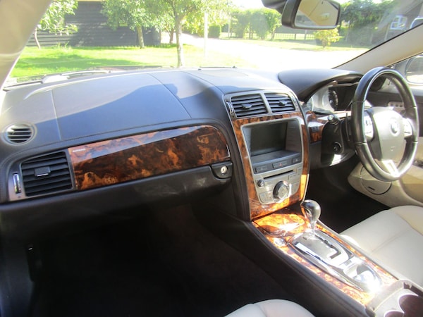 Used Jaguar XKR 2008 for sale - 76041848: Photo 12