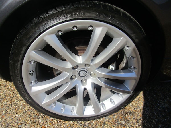 Used Jaguar XKR 2008 for sale - 76041848: Photo 3