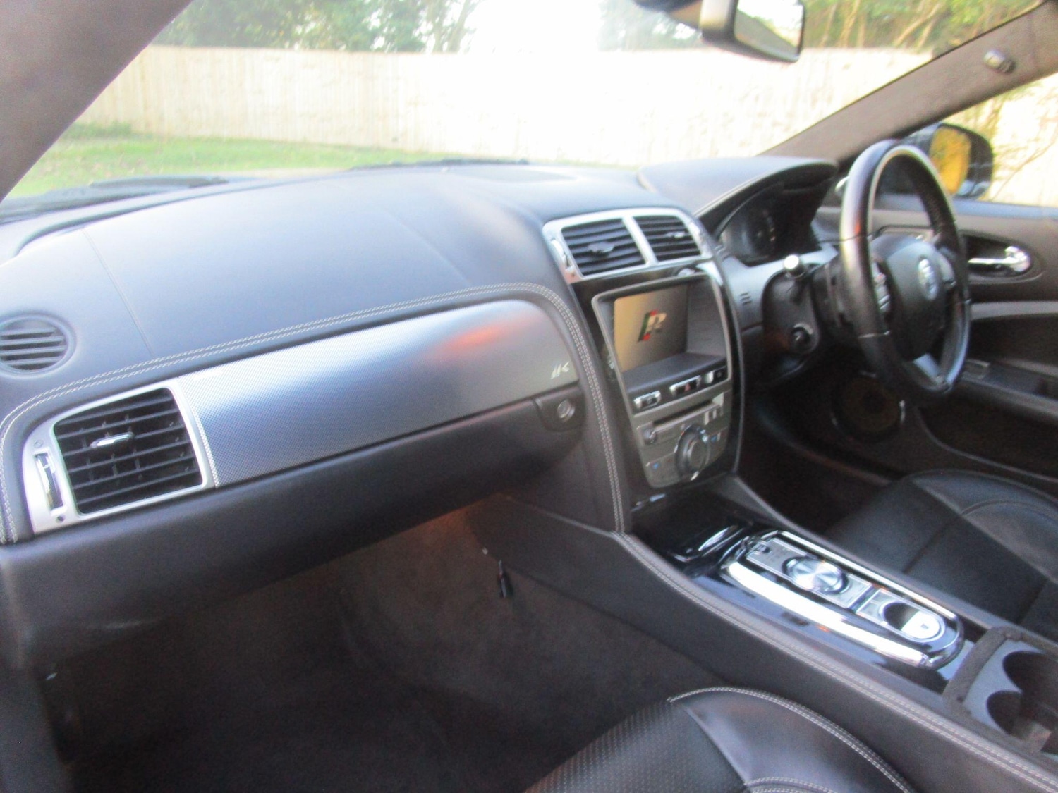 Used Jaguar XK 2010 for sale - 76633901: Photo 18