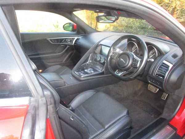 Used Jaguar F-Type 2018 for sale - 74455558: Photo 11