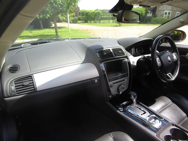 Used Jaguar XKR 2008 for sale - 75319475: Photo 16