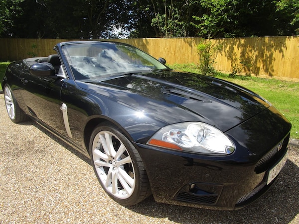 Used Jaguar XKR 2008 for sale - 75319475: Photo 2