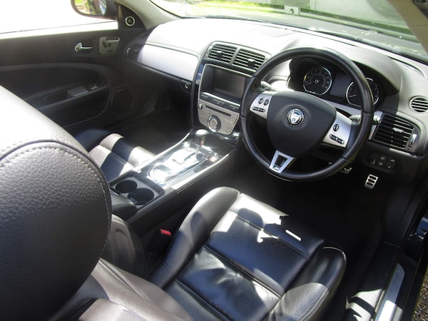 Used Jaguar XKR 2008 for sale - 75319475: Photo 32