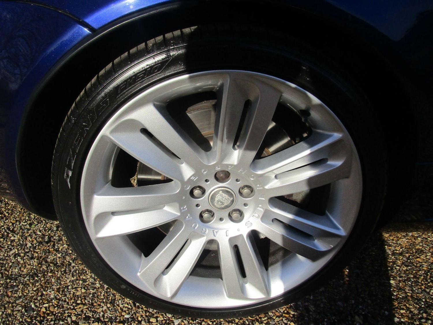 Used Jaguar XK 2010 for sale - 76632948: Photo 4