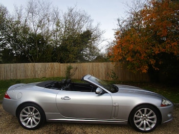 2006 (06) - 4.2 V8 2dr Auto