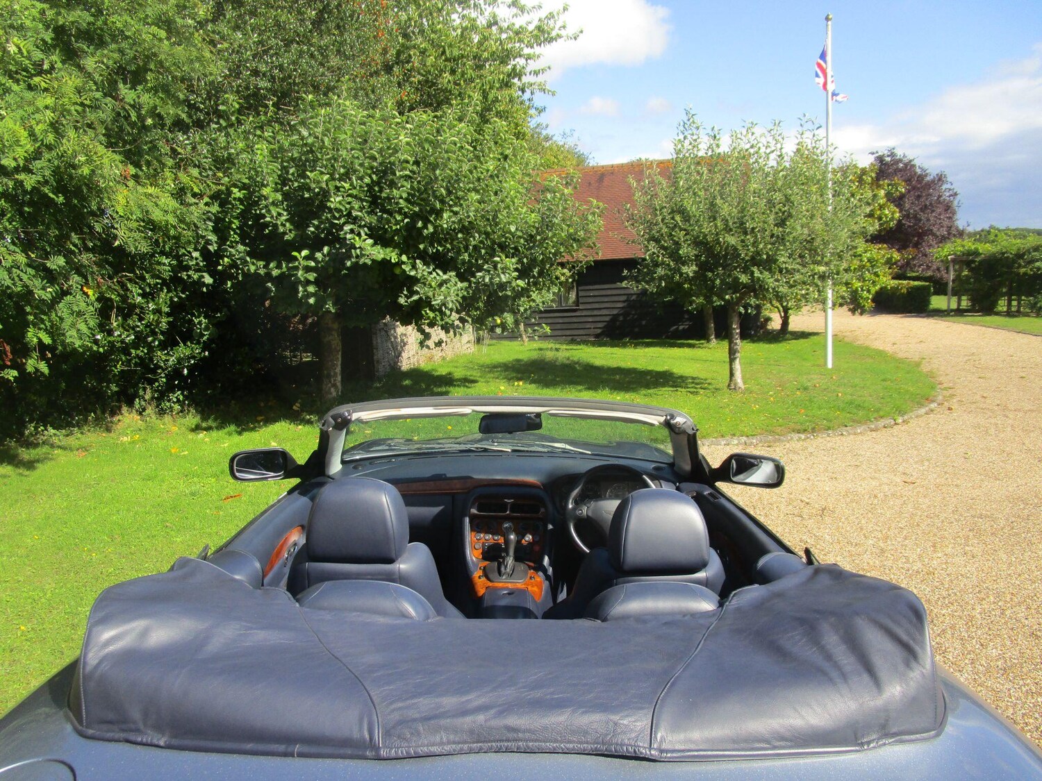 Used Aston Martin DB7 2004 for sale - 77838942: Photo 11