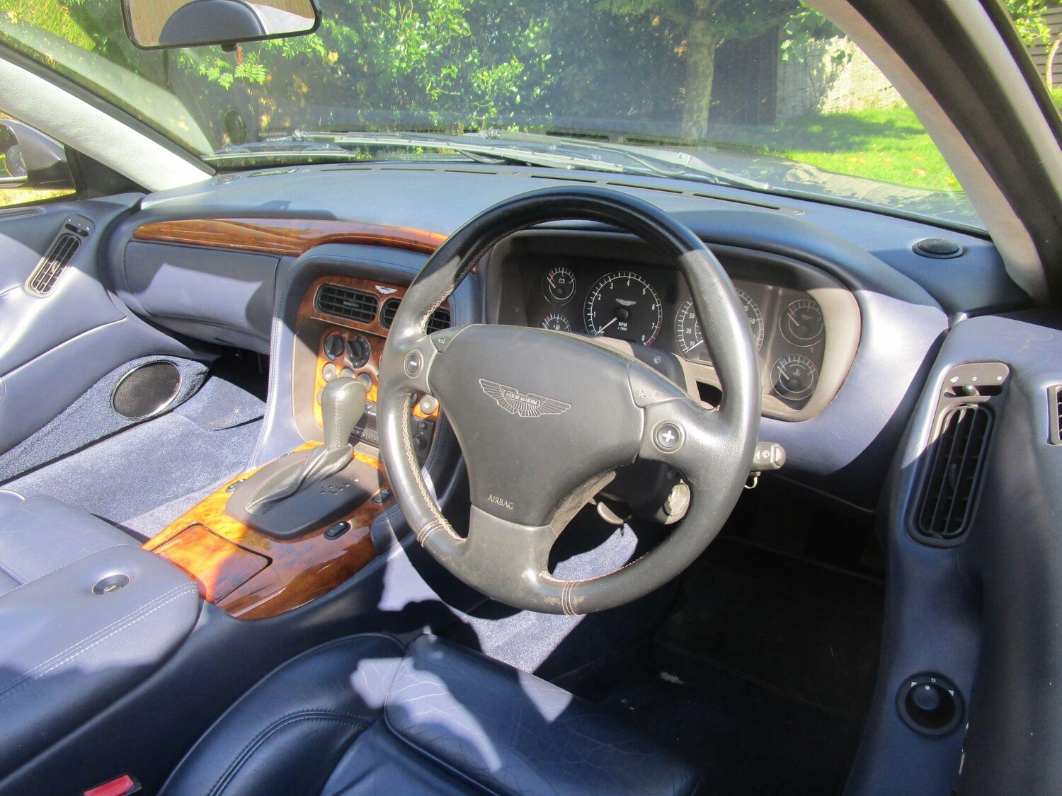 Used Aston Martin DB7 2004 for sale - 77838942: Photo 12