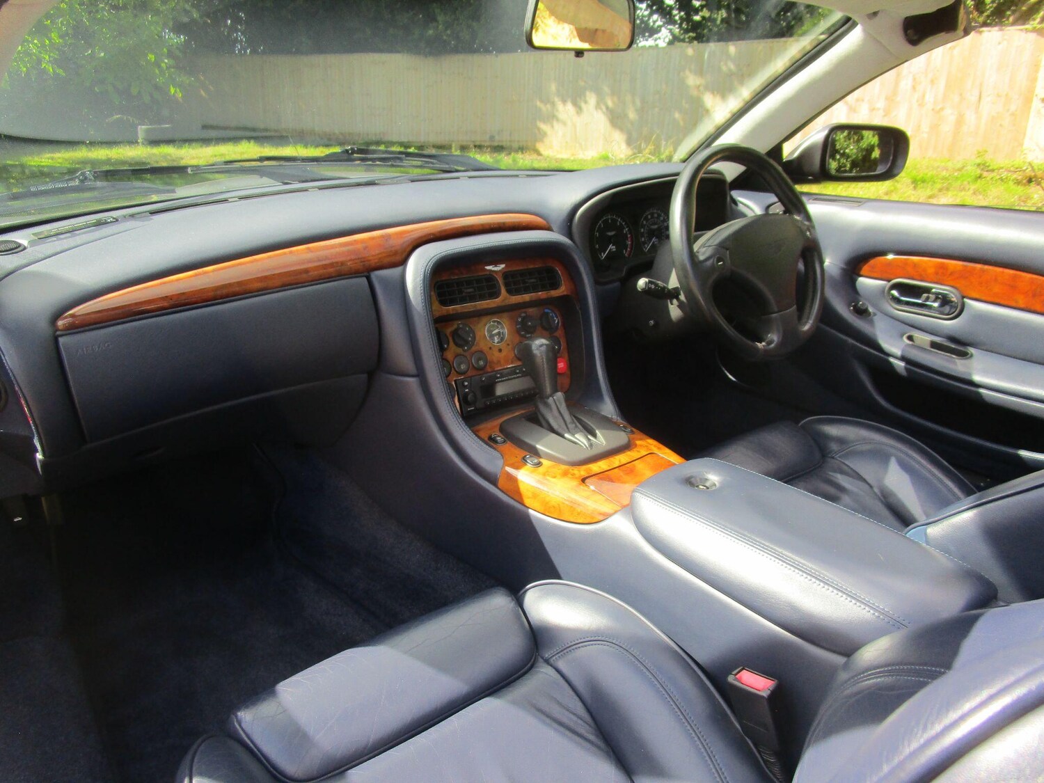 Used Aston Martin DB7 2004 for sale - 77838942: Photo 29