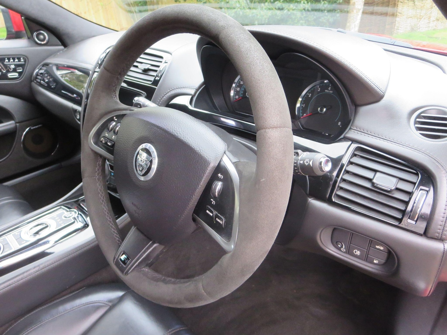 Used Jaguar XK 2012 for sale - 78007559: Photo 10