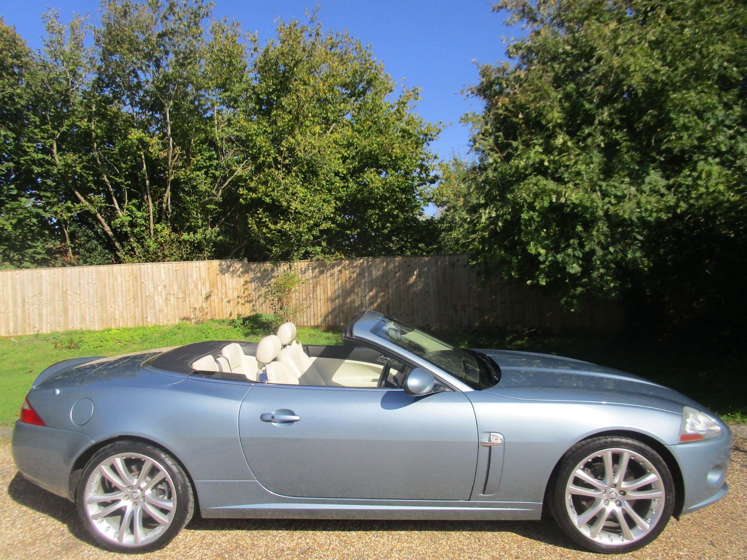 Used Jaguar XK 2006 for sale - 76042619: Photo 1