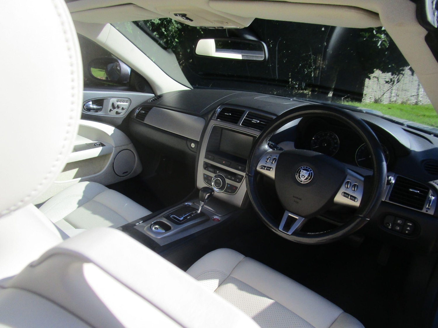 Used Jaguar XK 2006 for sale - 76042619: Photo 14
