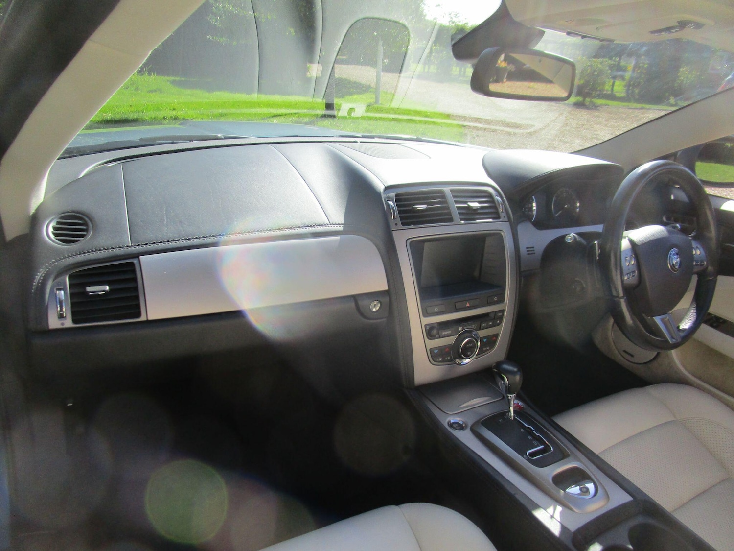 Used Jaguar XK 2006 for sale - 76042619: Photo 17