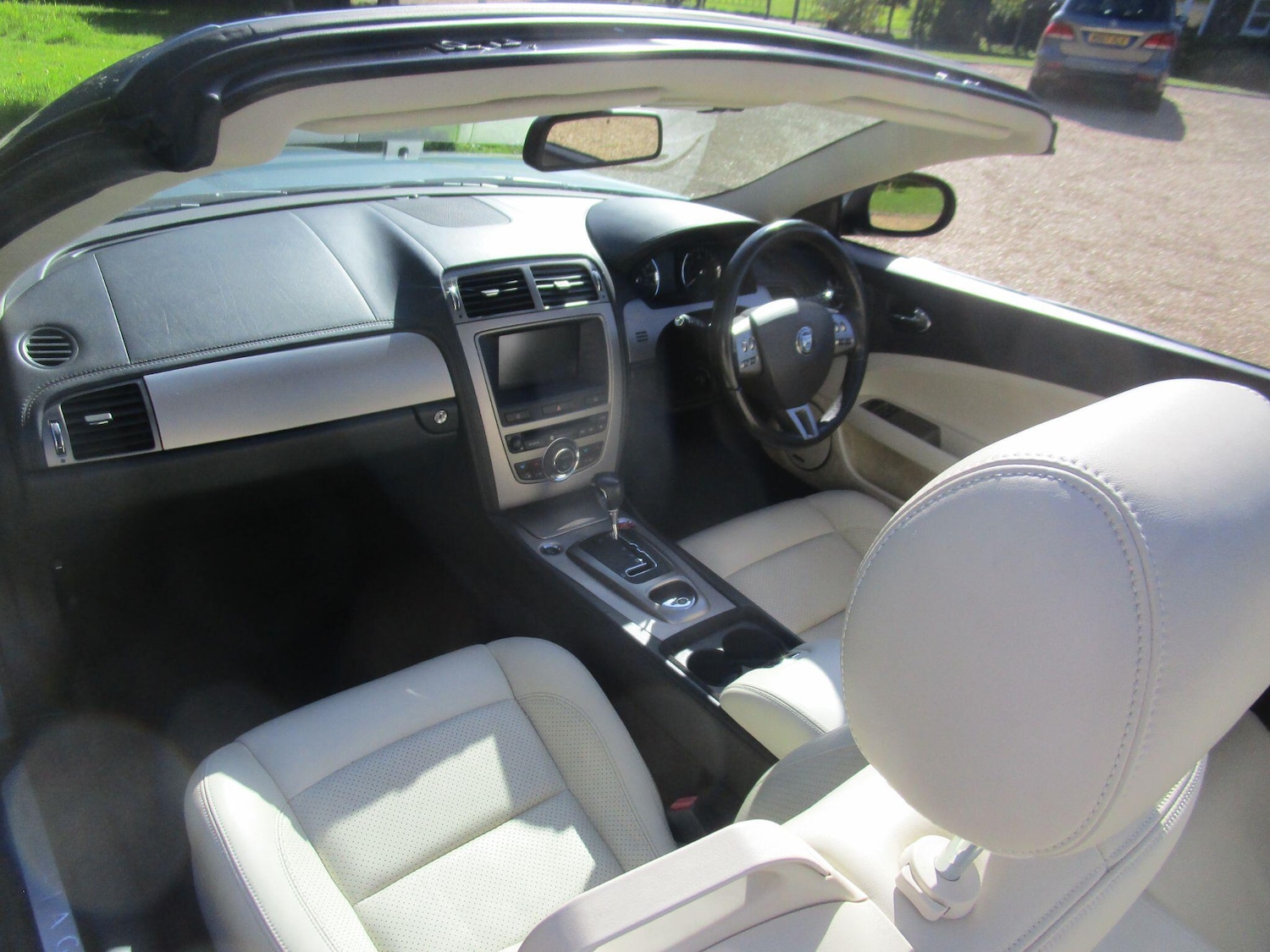 Used Jaguar XK 2006 for sale - 76042619: Photo 19
