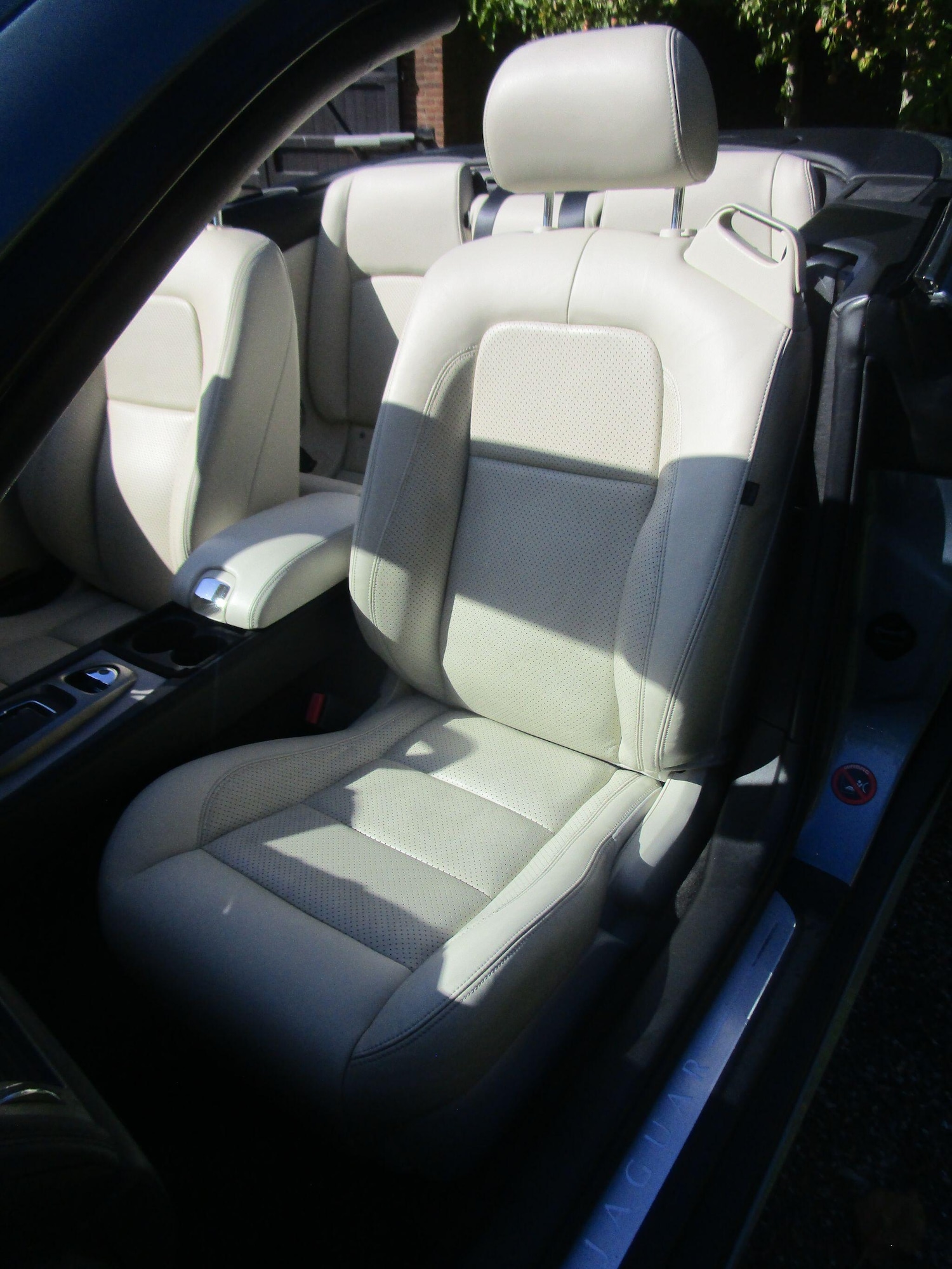 Used Jaguar XK 2006 for sale - 76042619: Photo 20