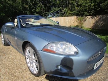 Used Jaguar XK 2006 for sale - 76042619: Photo 2