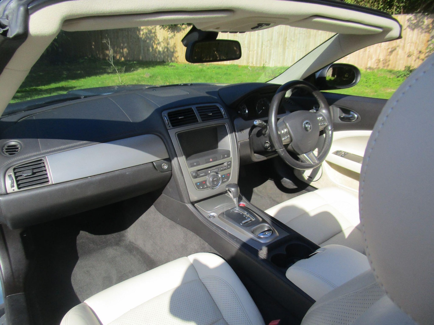 Used Jaguar XK 2006 for sale - 76042619: Photo 32