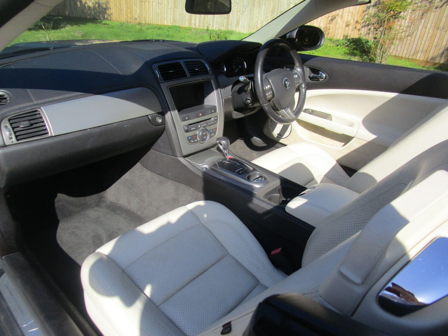 Used Jaguar XK 2006 for sale - 76042619: Photo 33