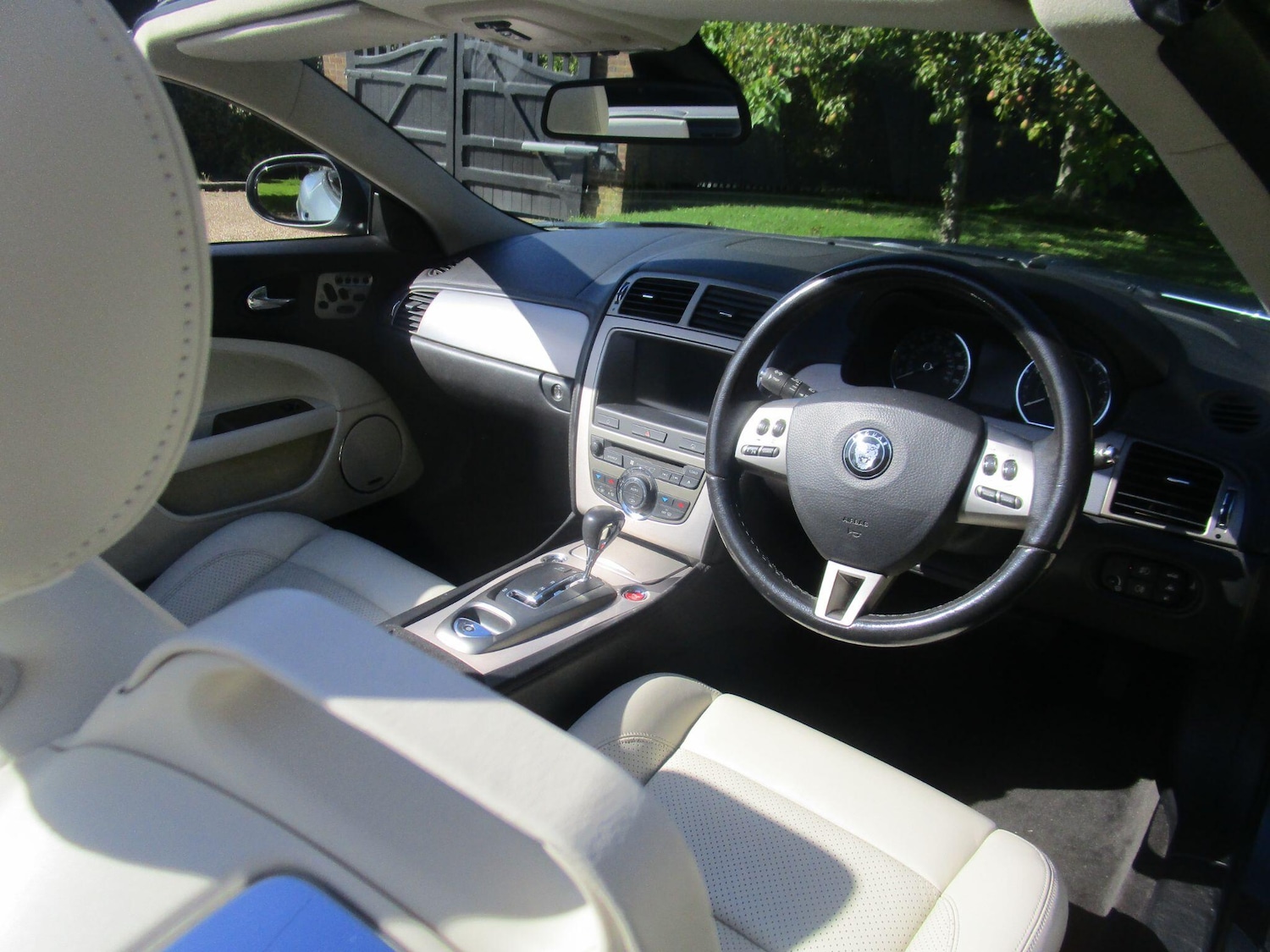Used Jaguar XK 2006 for sale - 76042619: Photo 36