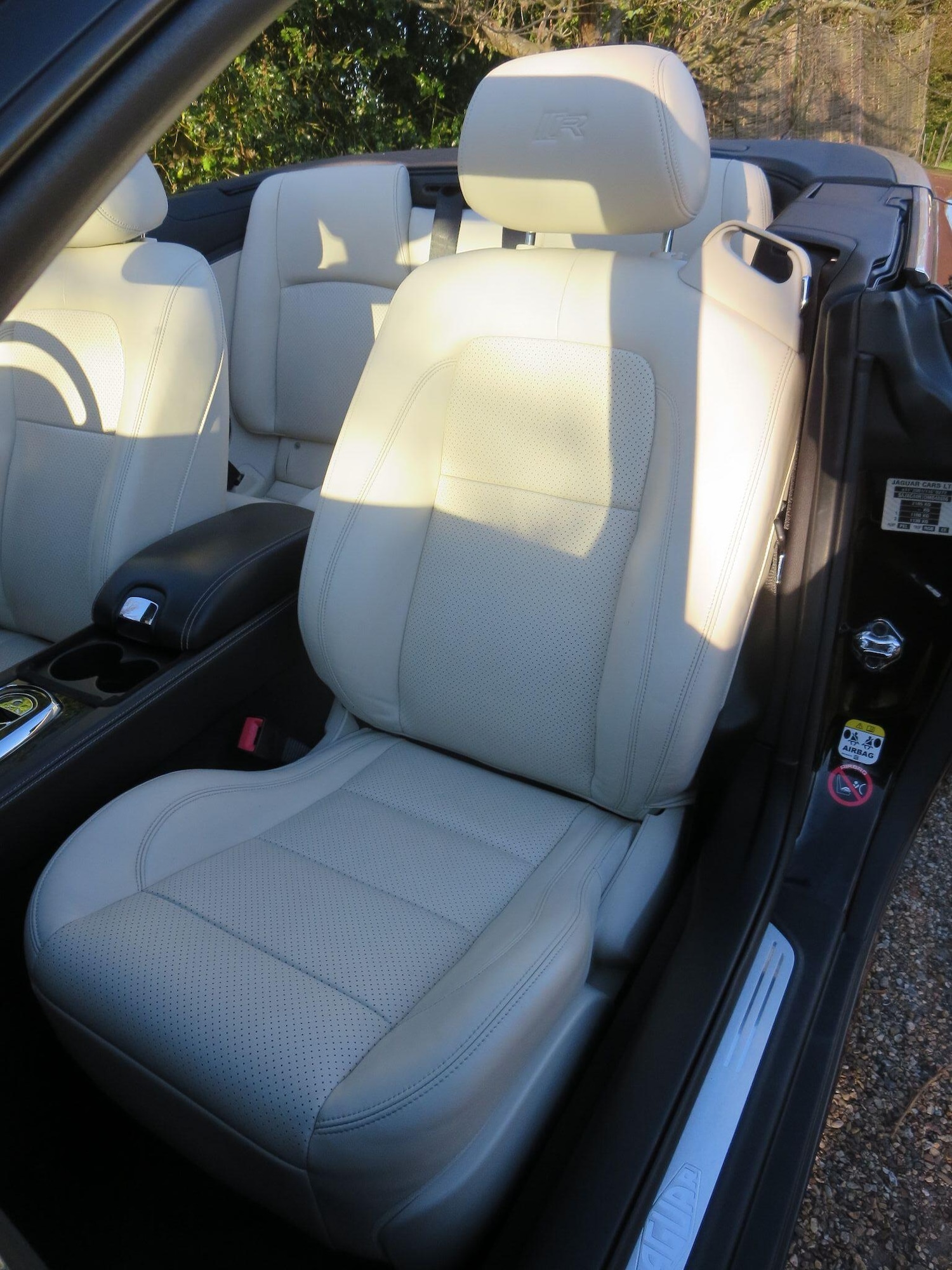 Used Jaguar XK 2012 for sale - 78170540: Photo 36