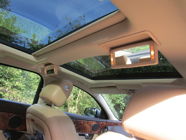 Used Jaguar XJ 2010 for sale - 75311487: Photo 16