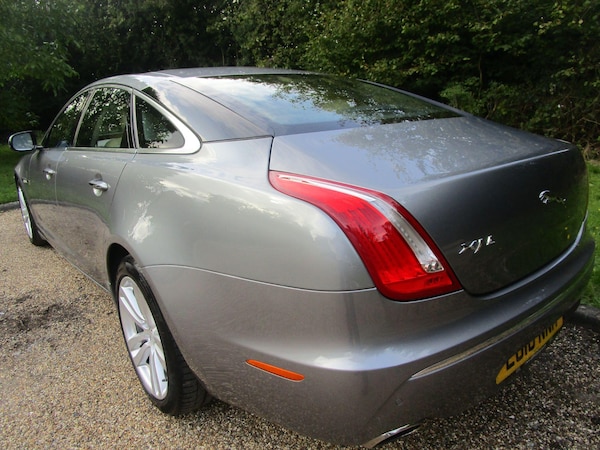 Used Jaguar XJ 2010 for sale - 75311487: Photo 28