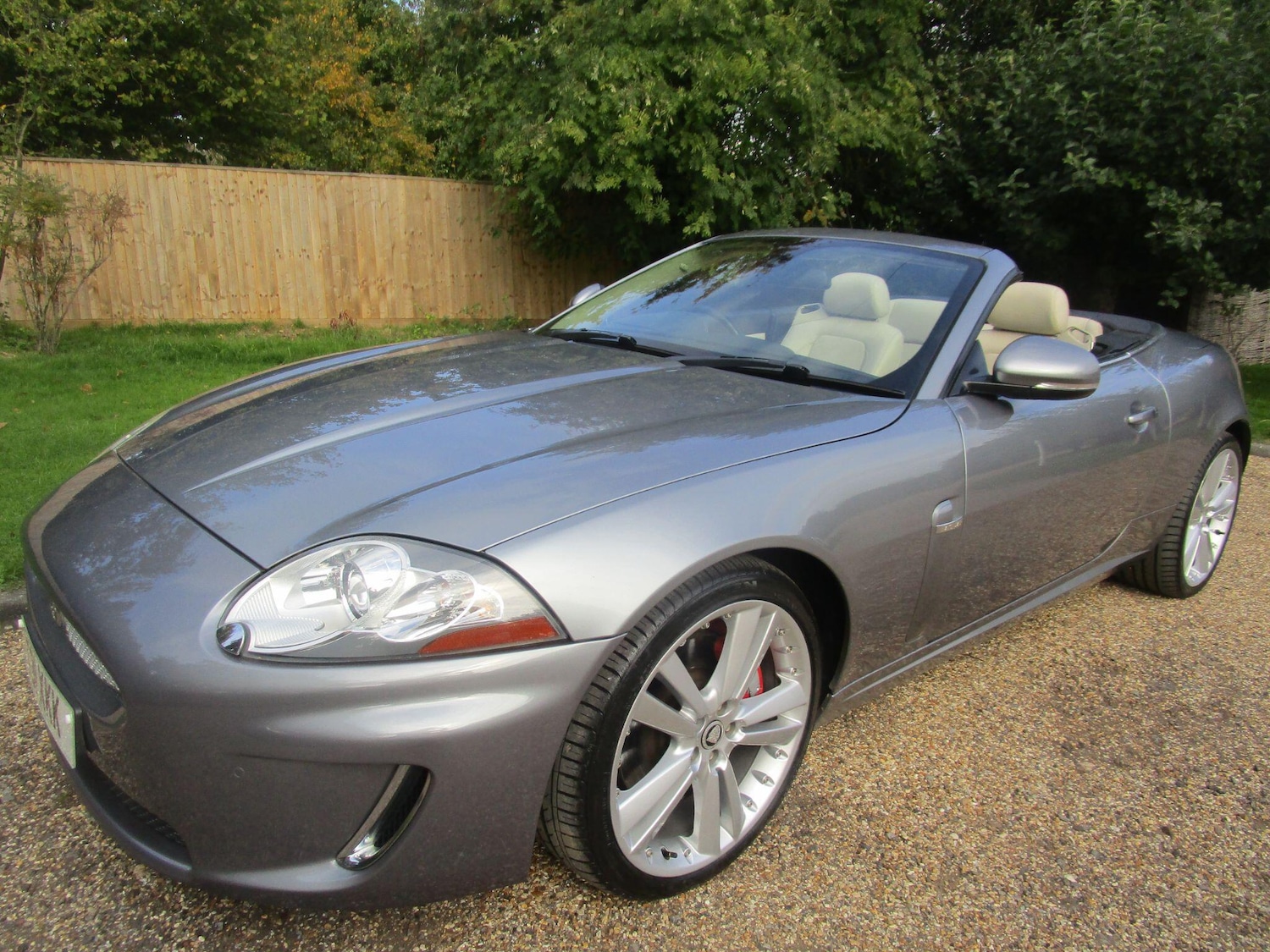 Used Jaguar XK 2010 for sale - 76511869: Photo 24