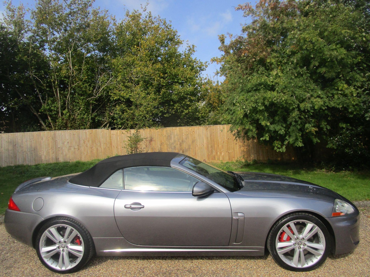 Used Jaguar XK 2010 for sale - 76511869: Photo 3