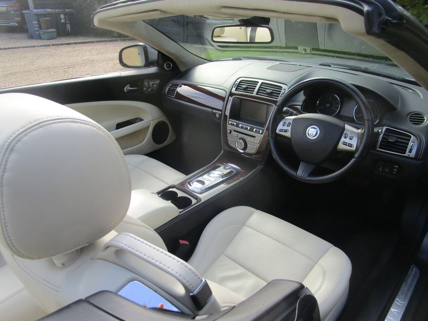 Used Jaguar XK 2010 for sale - 76511869: Photo 35