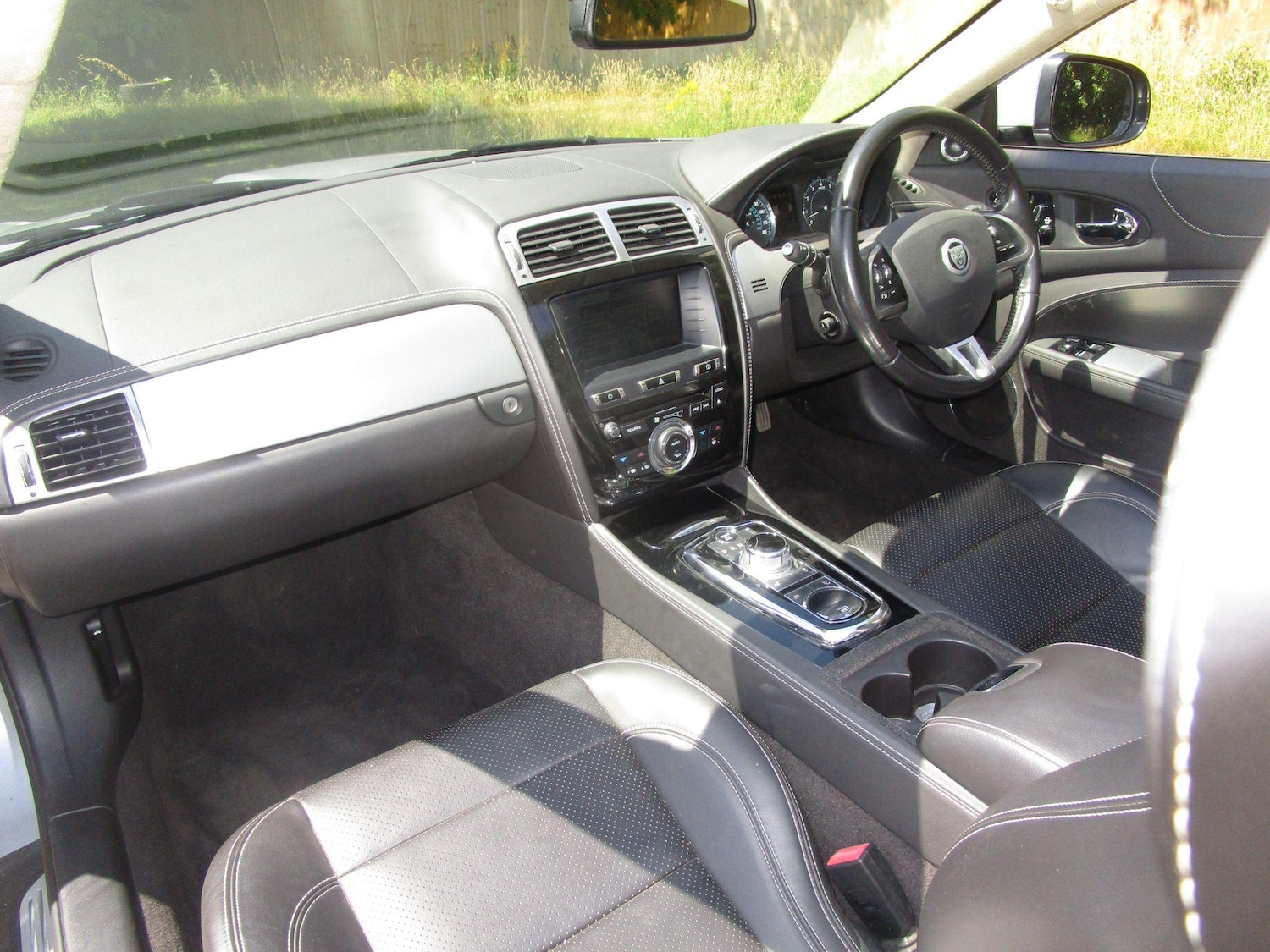 Used Jaguar XK 2011 for sale - 77155946: Photo 27